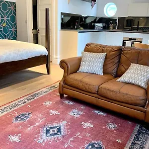 Apartment Scholar's Loft - Cosy & Close To, Cambridge (Cambridgeshire)