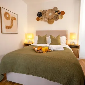 Apartment Boho Style - King Bed, Central, Super Fast Wi-fi, Cambridge (Cambridgeshire)