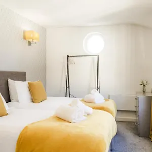Holiday home Charming 2-bedroom Town House - Short Walk From The Station, Cambridge (Cambridgeshire)